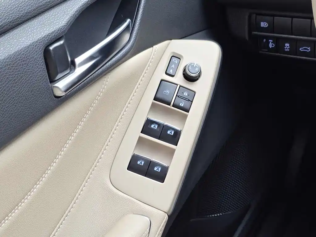 Toyota Avalon 2022 — фото 16