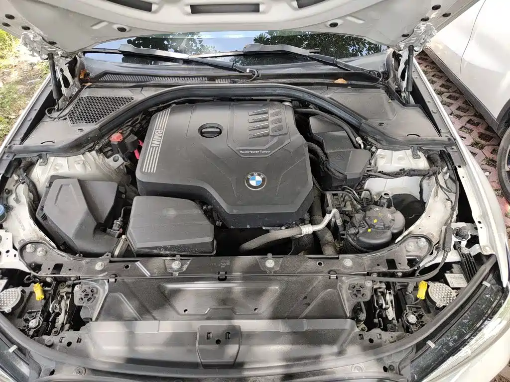 BMW 3 Series 2022 — фото 16