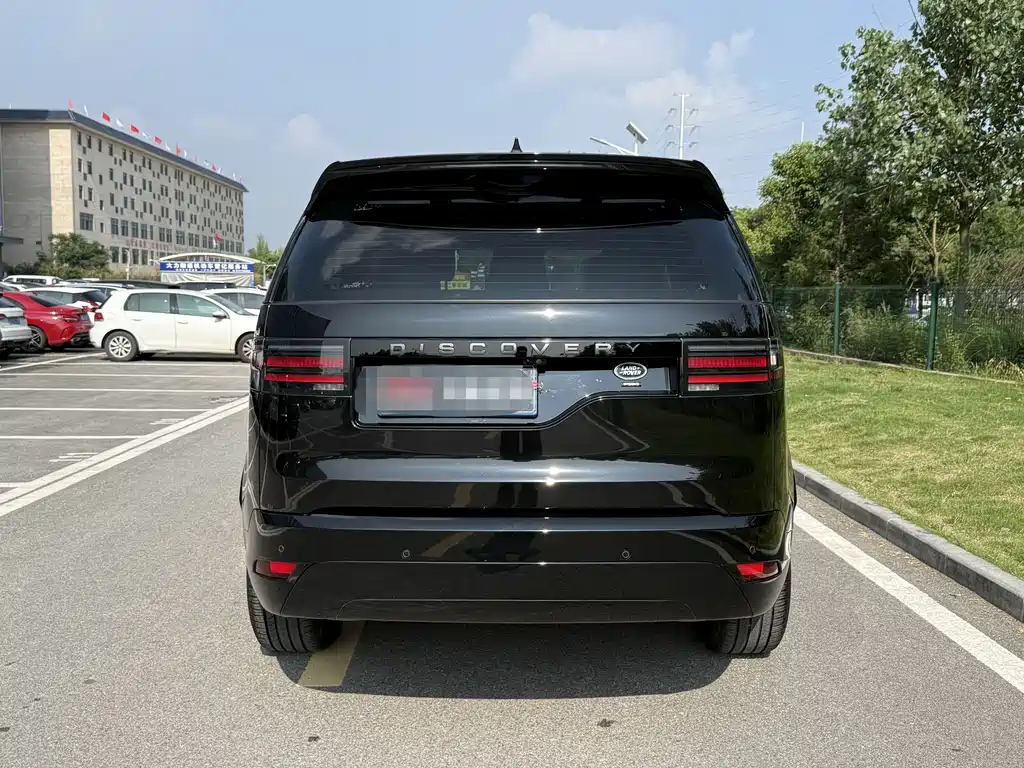 Land Rover Discovery 2021 — фото 17