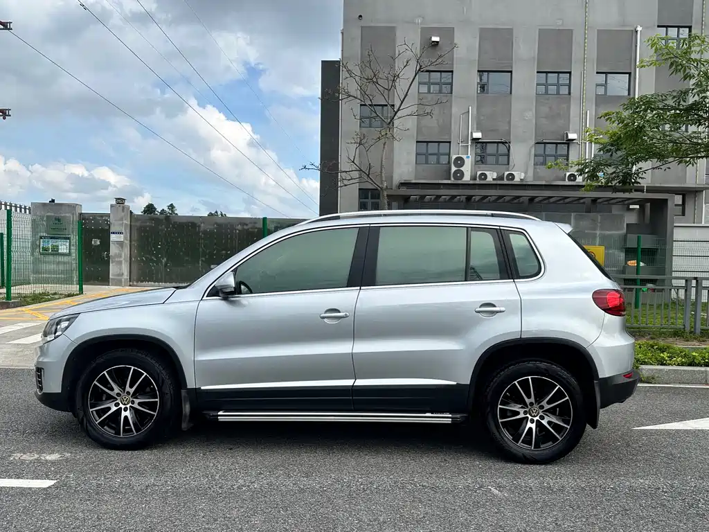 Volkswagen Tiguan 2014 — фото 5