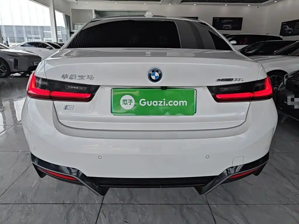 BMW i3 2023 — фото 6