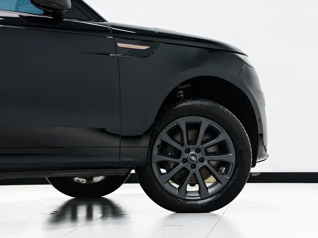 Land Rover Range Rover Sport 2023 — фото 22