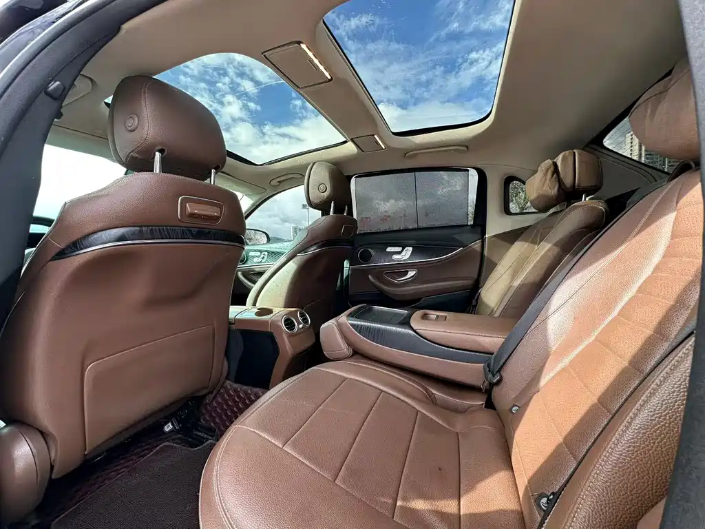Mercedes-Benz E-Class 2019 — фото 6