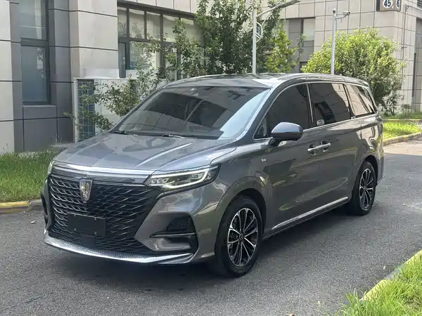 Roewe iMAX8 2021