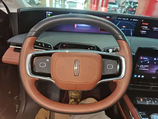 Lincoln Nautilus 2025
