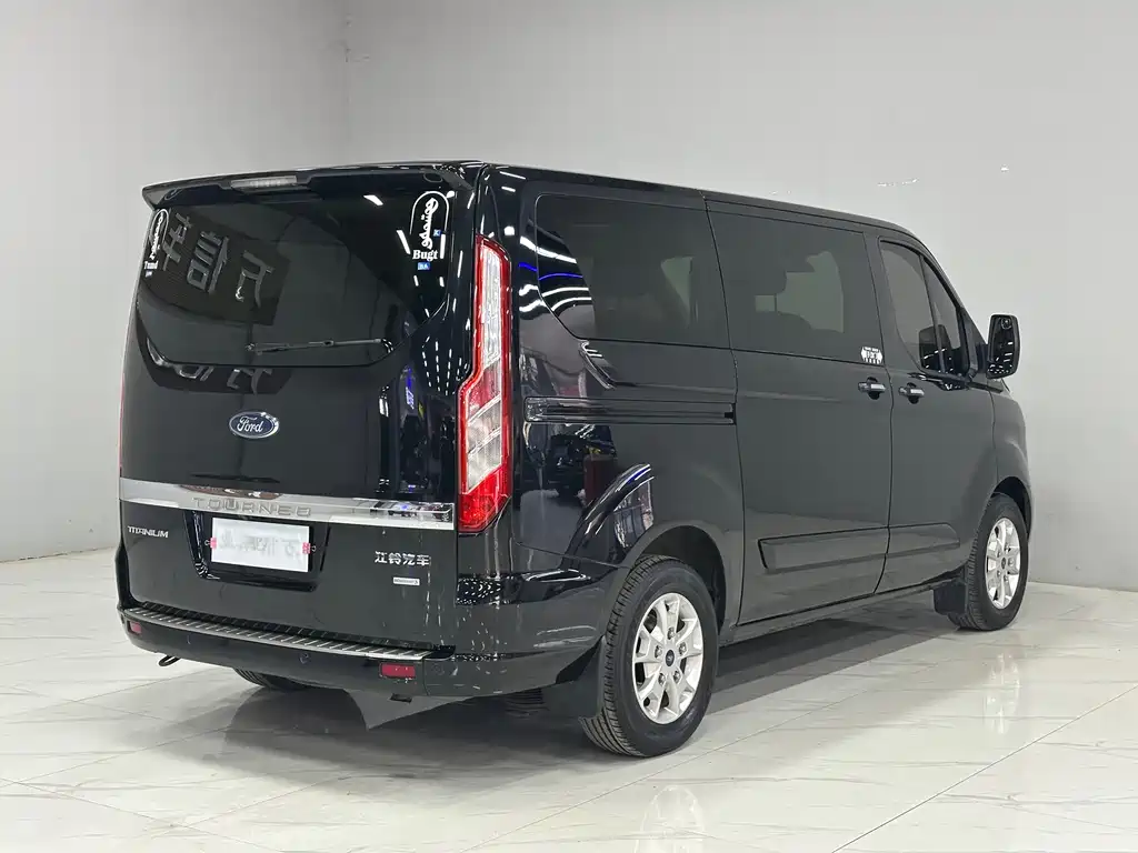 Ford Tourneo 2017 — фото 5