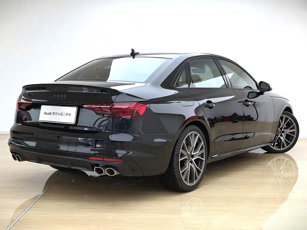 Audi S4 2024