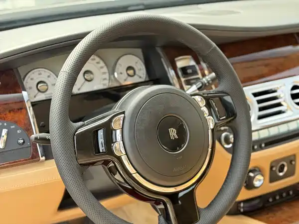 Rolls-Royce Ghost 2010