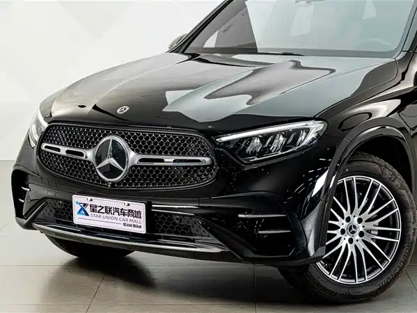 Mercedes-Benz GLC 2025