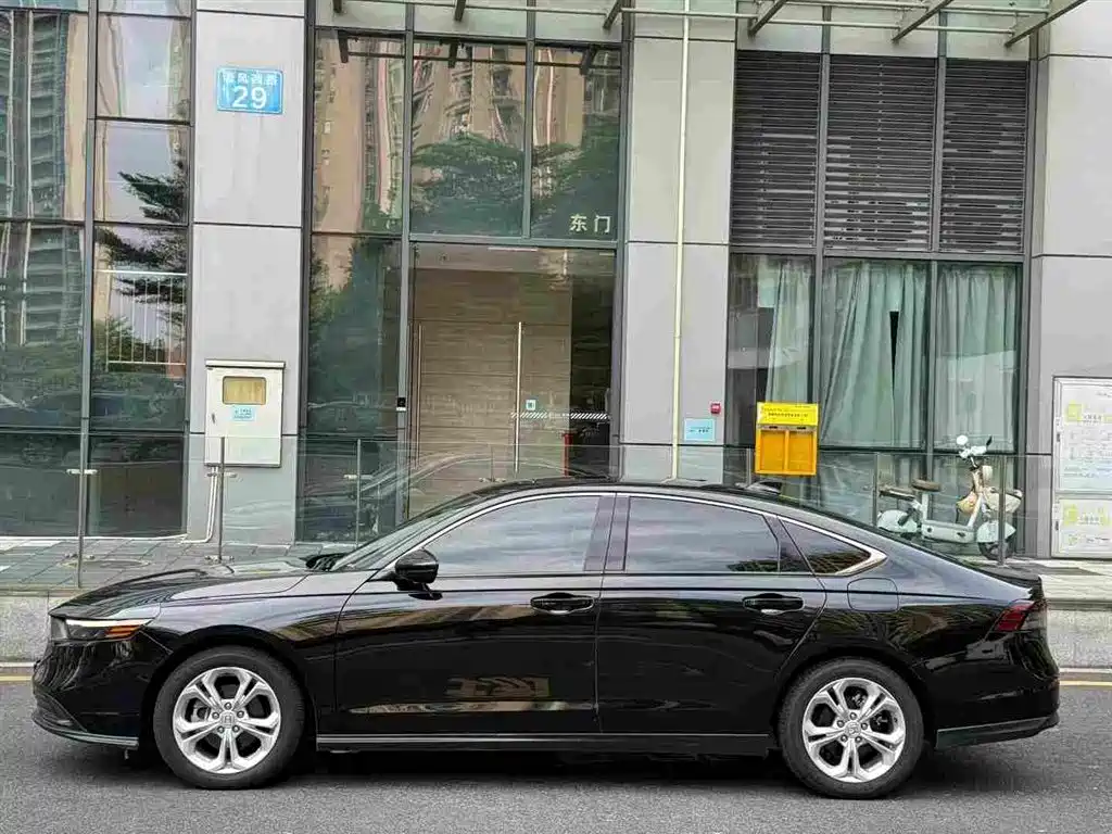 Honda Accord 2024 — фото 2