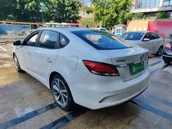 MG MG6 2020