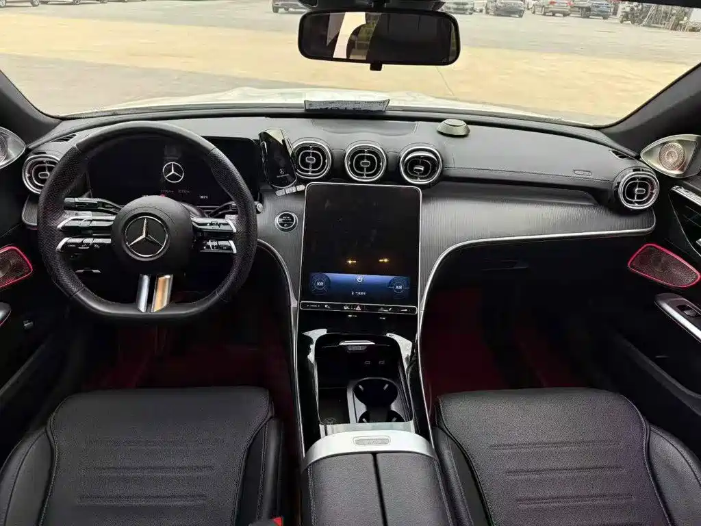 Mercedes-Benz C-Class 2023