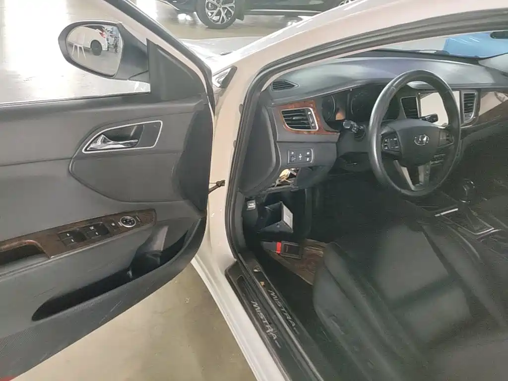 Hyundai Mistra 2016 — фото 16