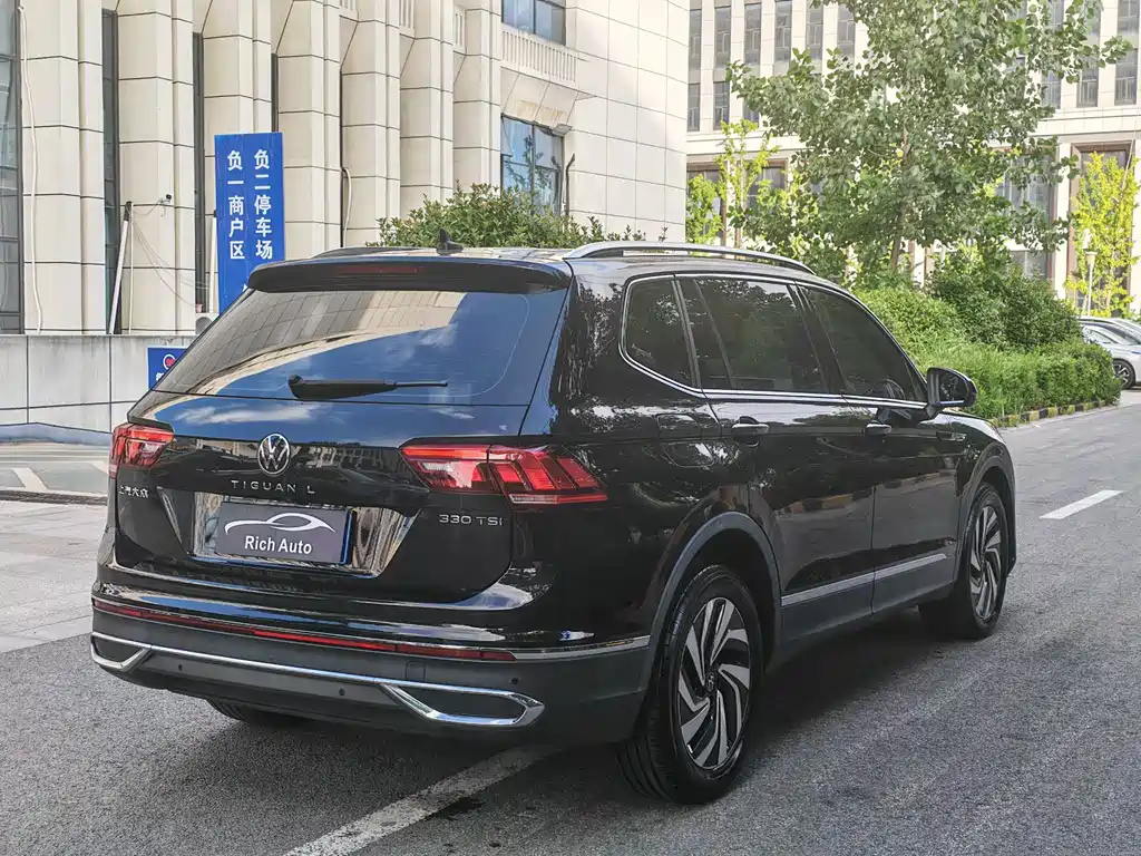 Volkswagen Tiguan L 2021 — фото 4