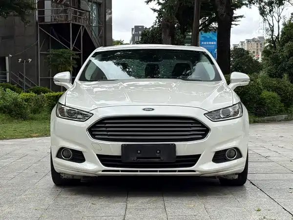 Ford Mondeo 2014