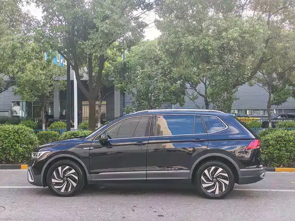 Volkswagen Tiguan L 2021