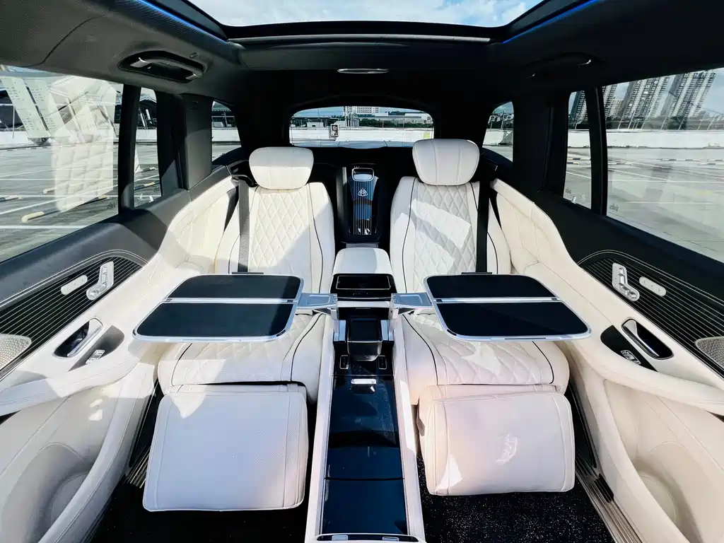 Mercedes-Benz GLS 2024 — фото 10