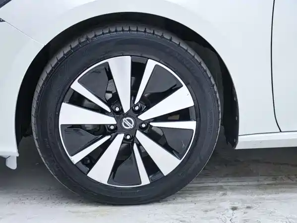 Nissan Teana 2021