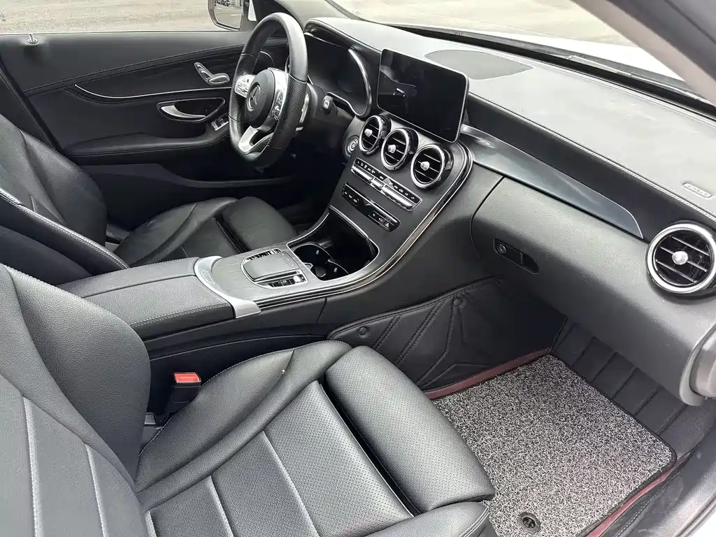 Mercedes-Benz C-Class 2020 — фото 9