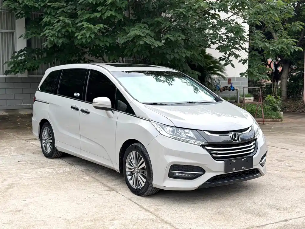 Honda Odyssey 2019 — фото 3