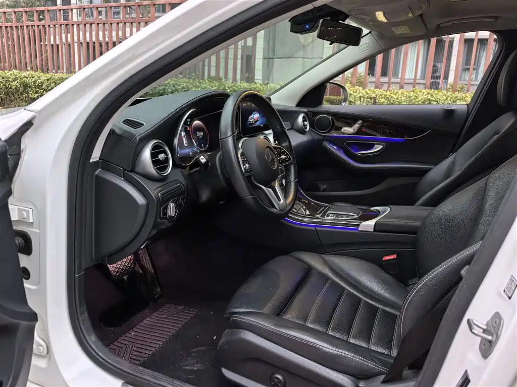 Mercedes-Benz C-Class 2022 — фото 12