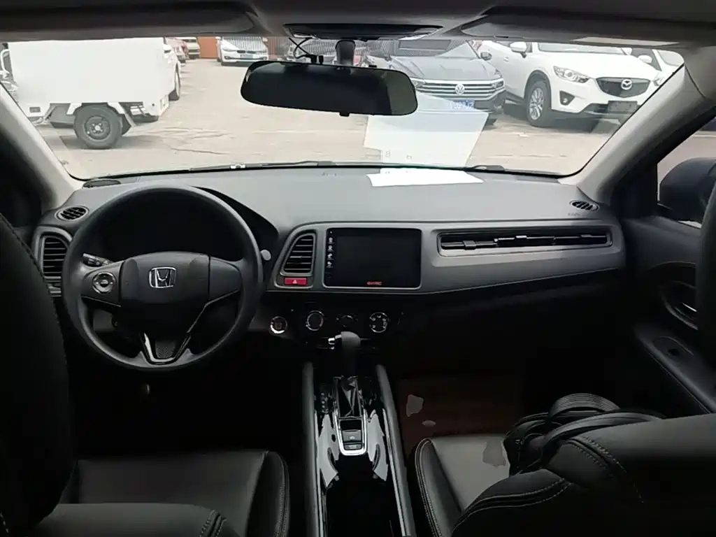 Honda Vezel 2017 — фото 10