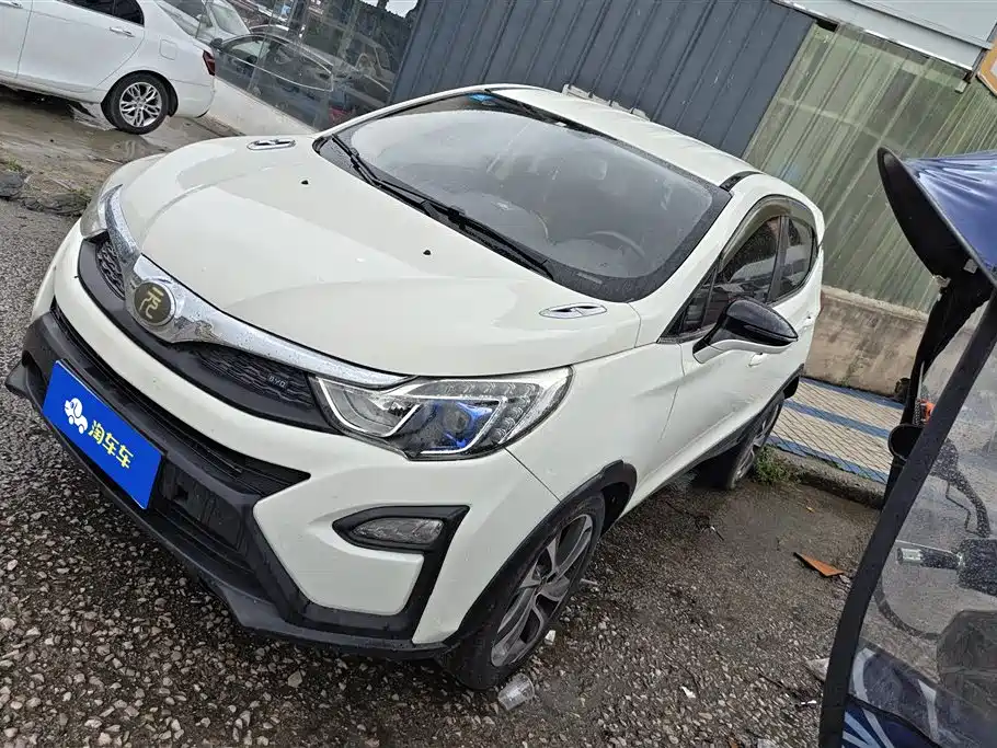 BYD Yuan 2016