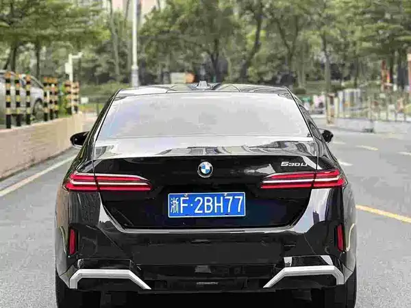 BMW 5 Series 2024