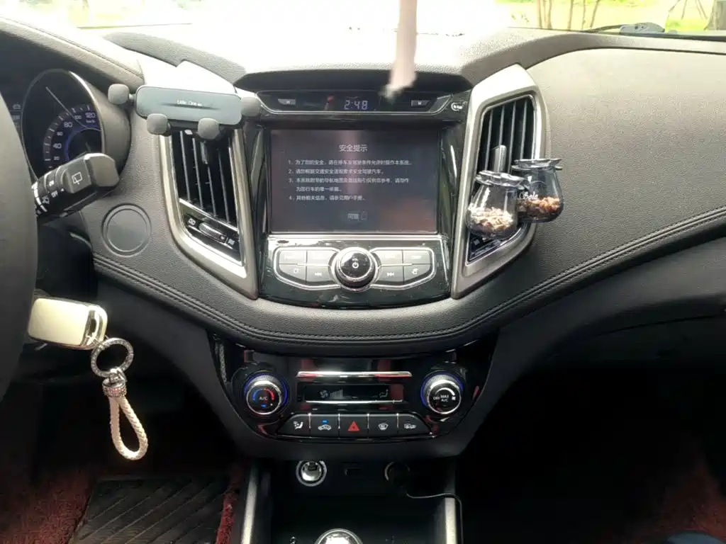 Changan Eado XT 2017 — фото 13