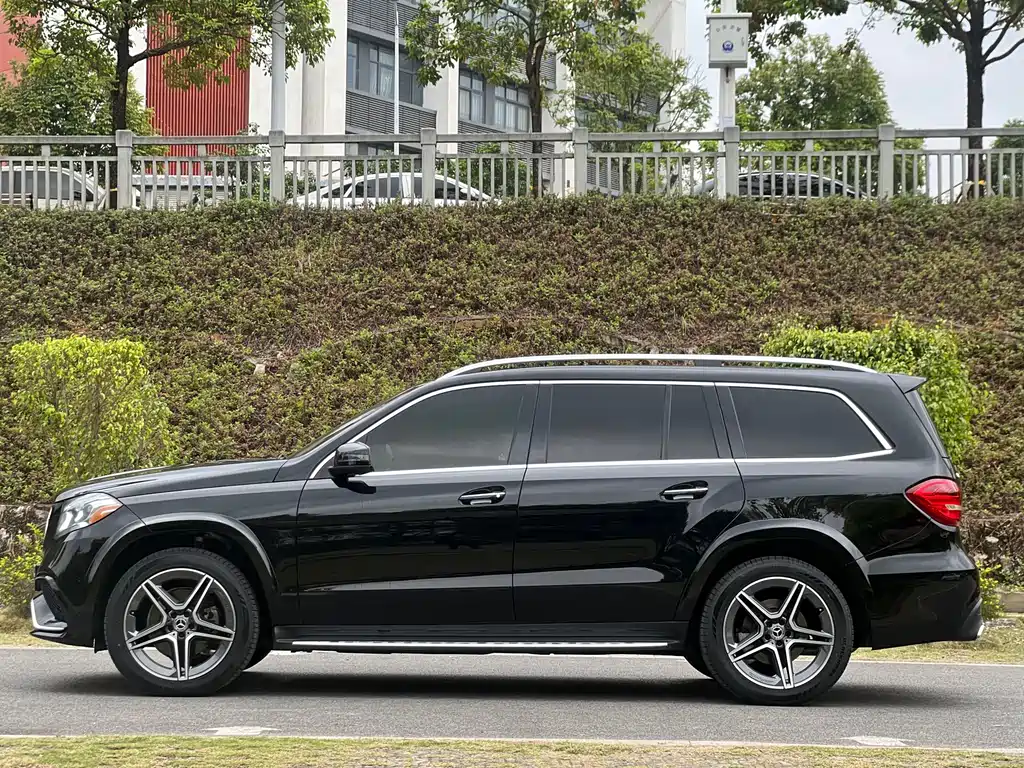 Mercedes-Benz GLS 2017 — фото 4