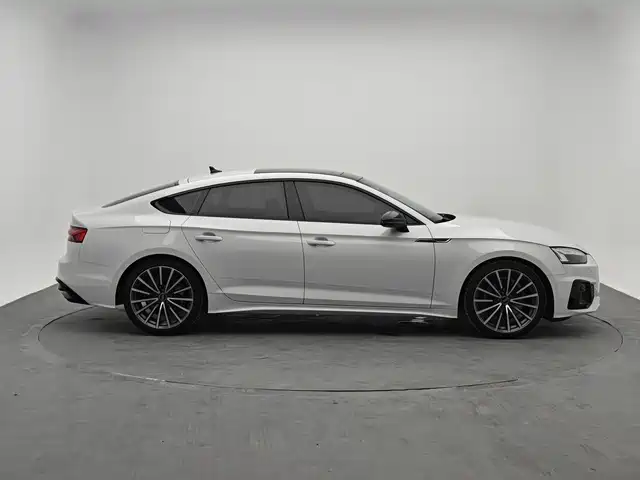 Audi A5 2025