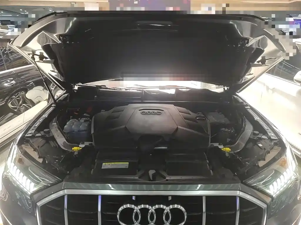 Audi Q7 2020 — фото 20