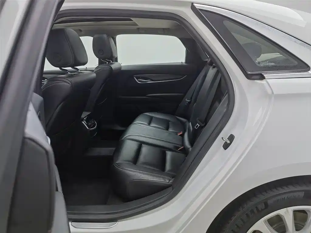 Cadillac XTS 2020 — фото 15