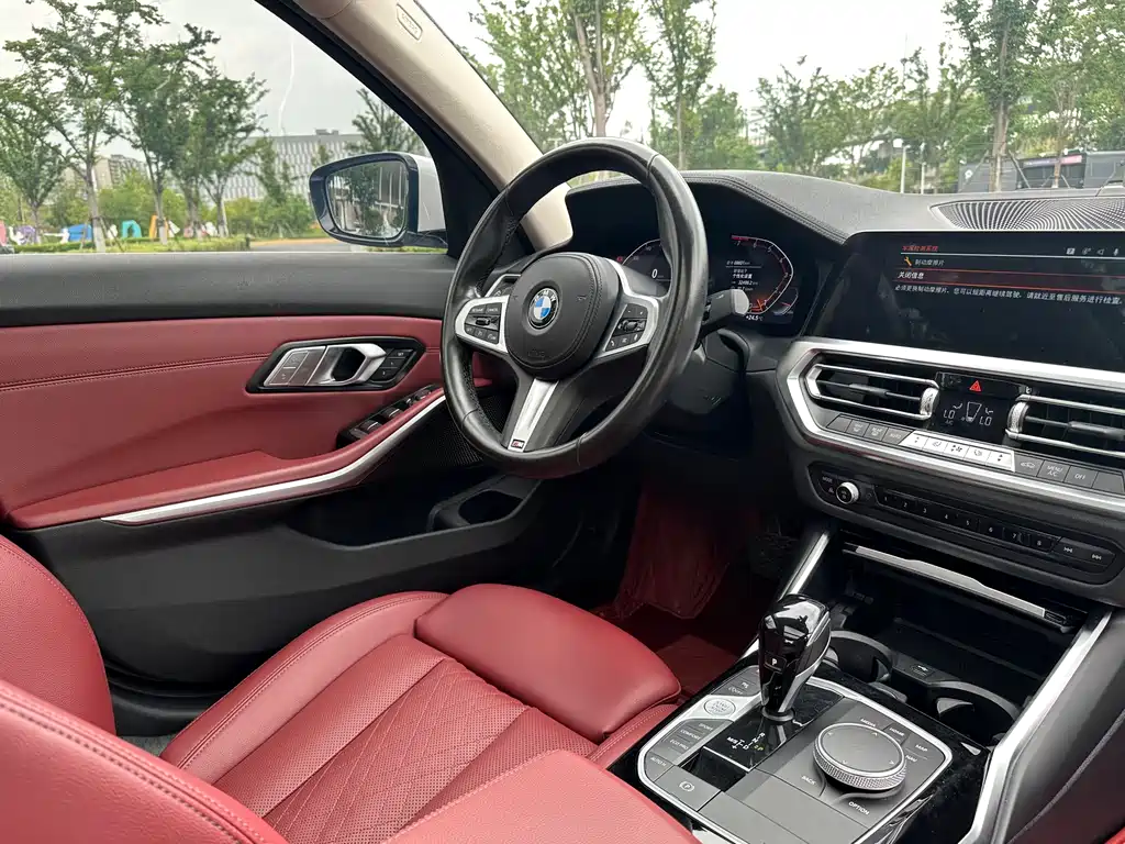 BMW 3 Series 2022 — фото 11