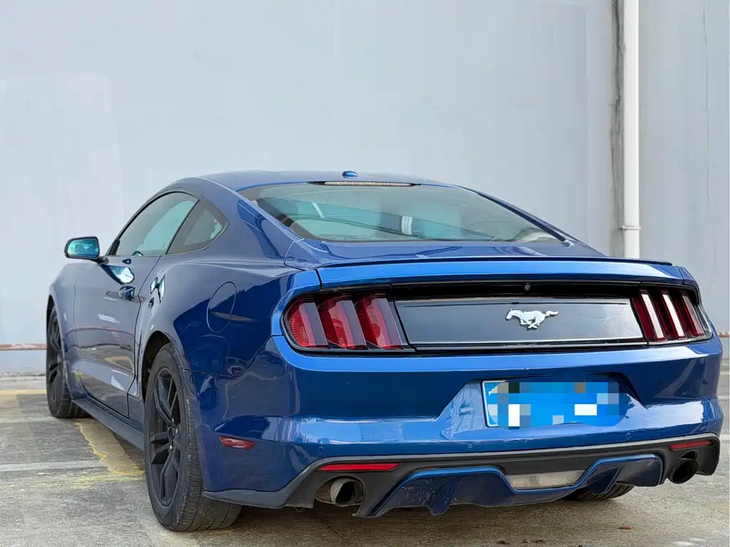 Ford Mustang 2017 — фото 6