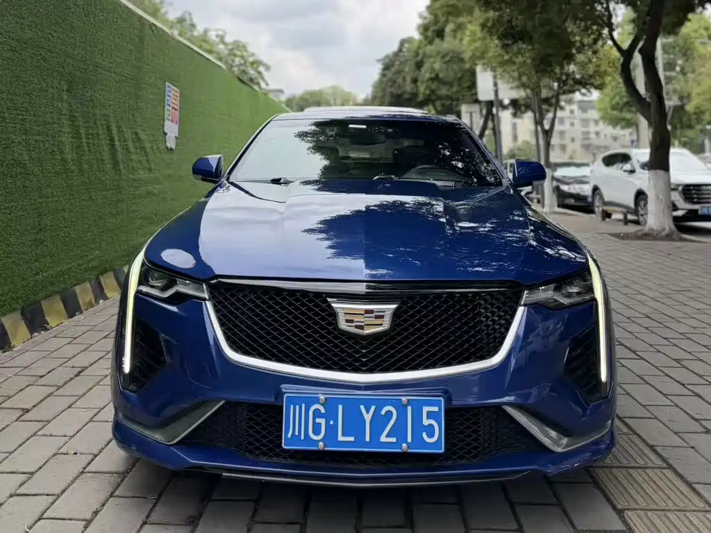 Cadillac CT4 2020 — фото 2