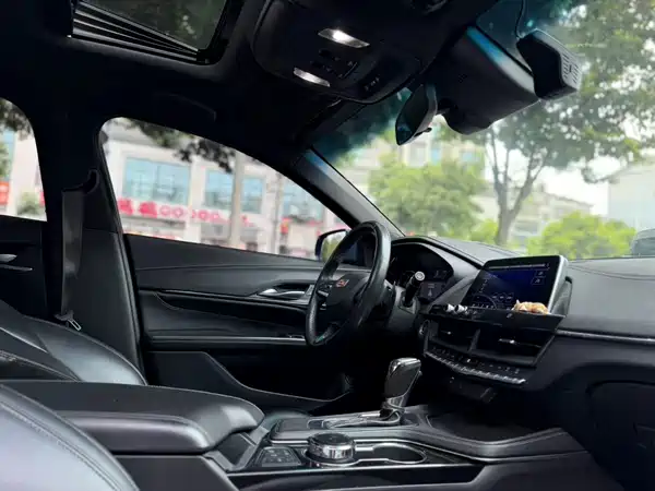 Cadillac CT4 2020