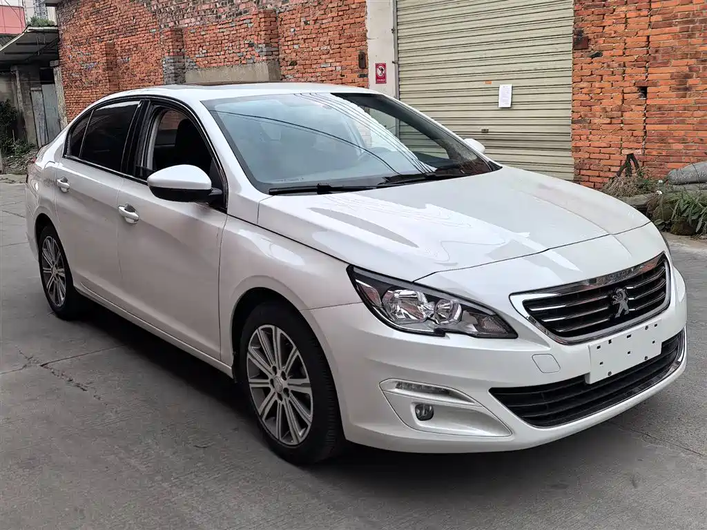Peugeot 408 2015 — фото 3