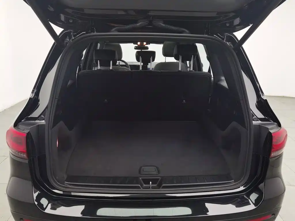 Mercedes-Benz GLB 2023 — фото 16