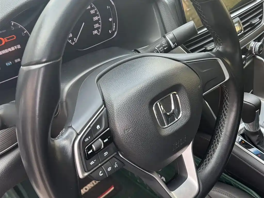 Honda Accord 2023 — фото 8