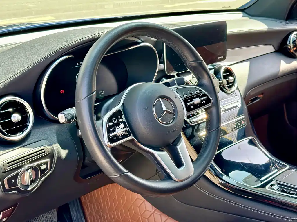 Mercedes-Benz GLC Coupe 2020 — фото 12