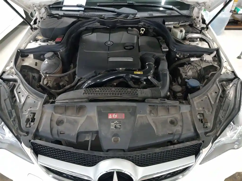 Mercedes-Benz E-Class 2015 — фото 20