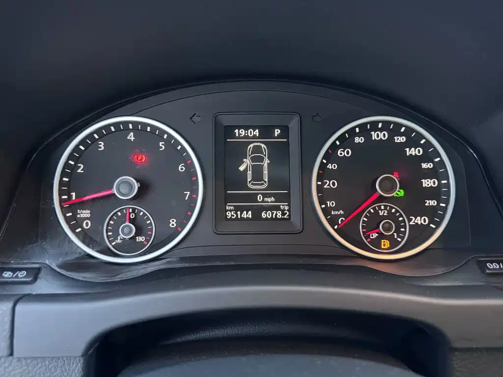 Volkswagen Tiguan 2018 — фото 17