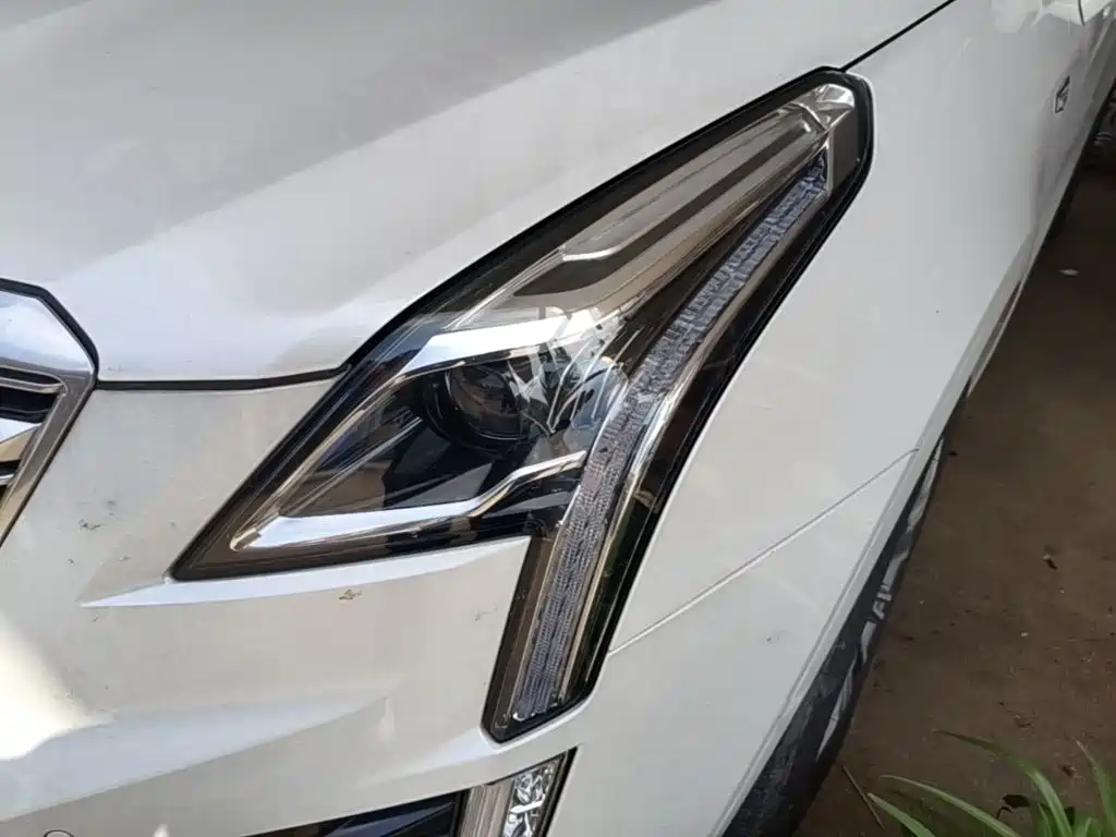 Cadillac XT5 2019 — фото 24