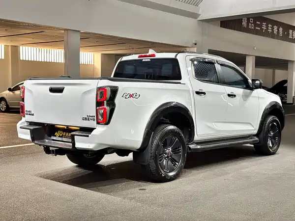 Isuzu D-MAX 2023