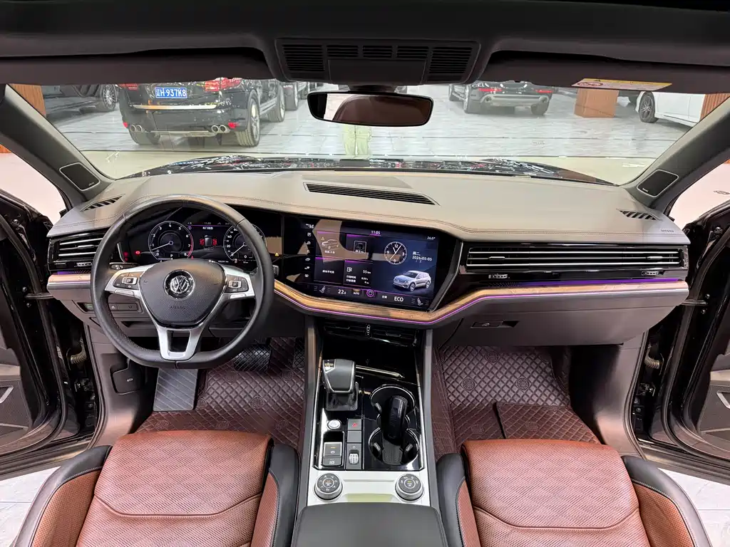 Volkswagen Touareg 2019 — фото 15