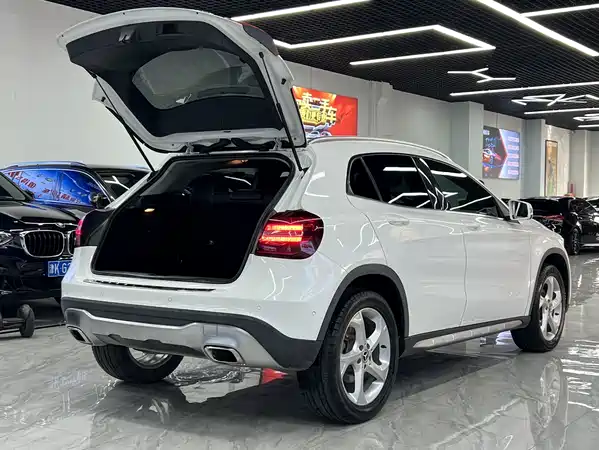 Mercedes-Benz GLA 2018