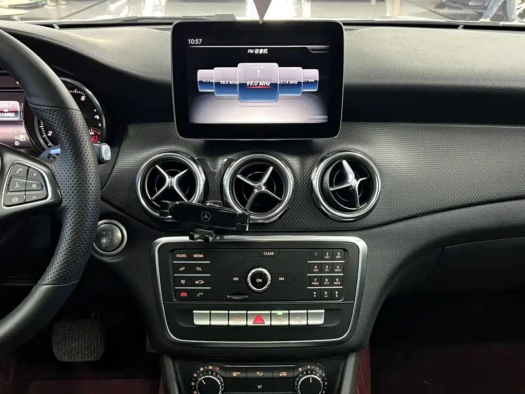 Mercedes-Benz GLA 2019 — фото 13
