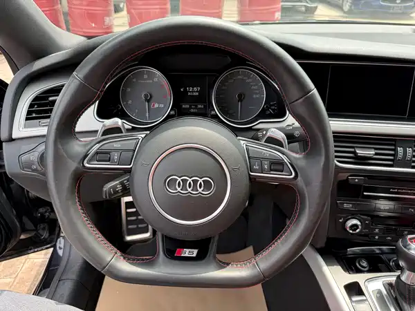 Audi S5 2012