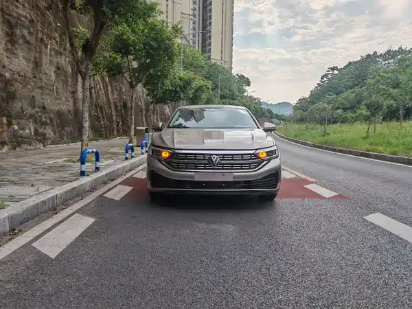 Volkswagen Sagitar 2023